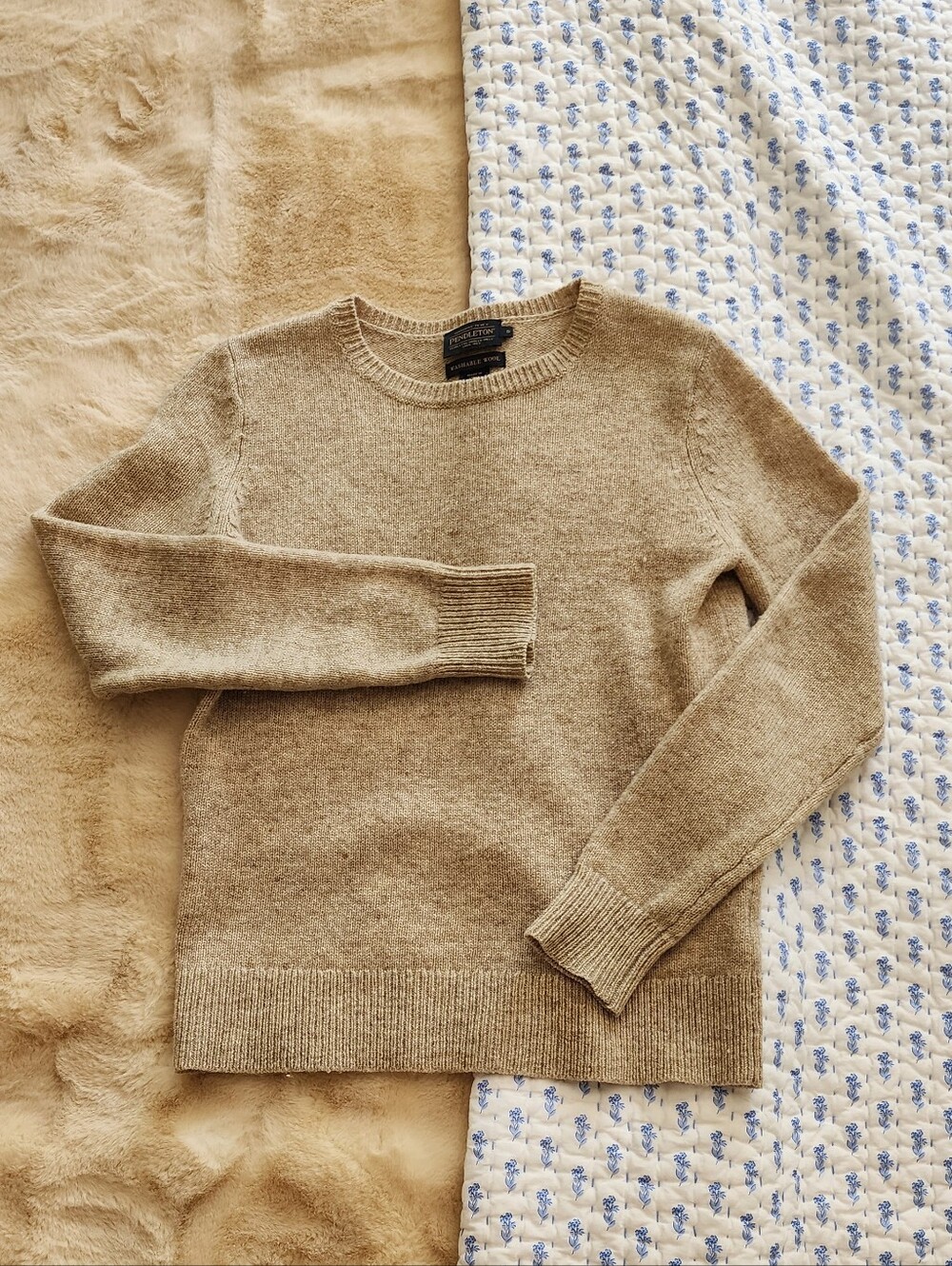 Pendleton Shetland Wool Crewneck Sweater Beige Oatmeal Classic Knit Size S